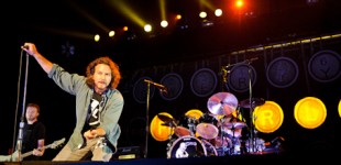 Pearl Jam @ Jiffy Lube Live
